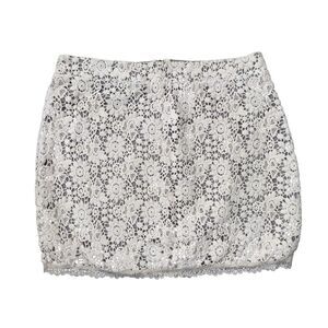 B7 Kimchi‎ Blue Urban Outfitters Lace Skirt White Size 10